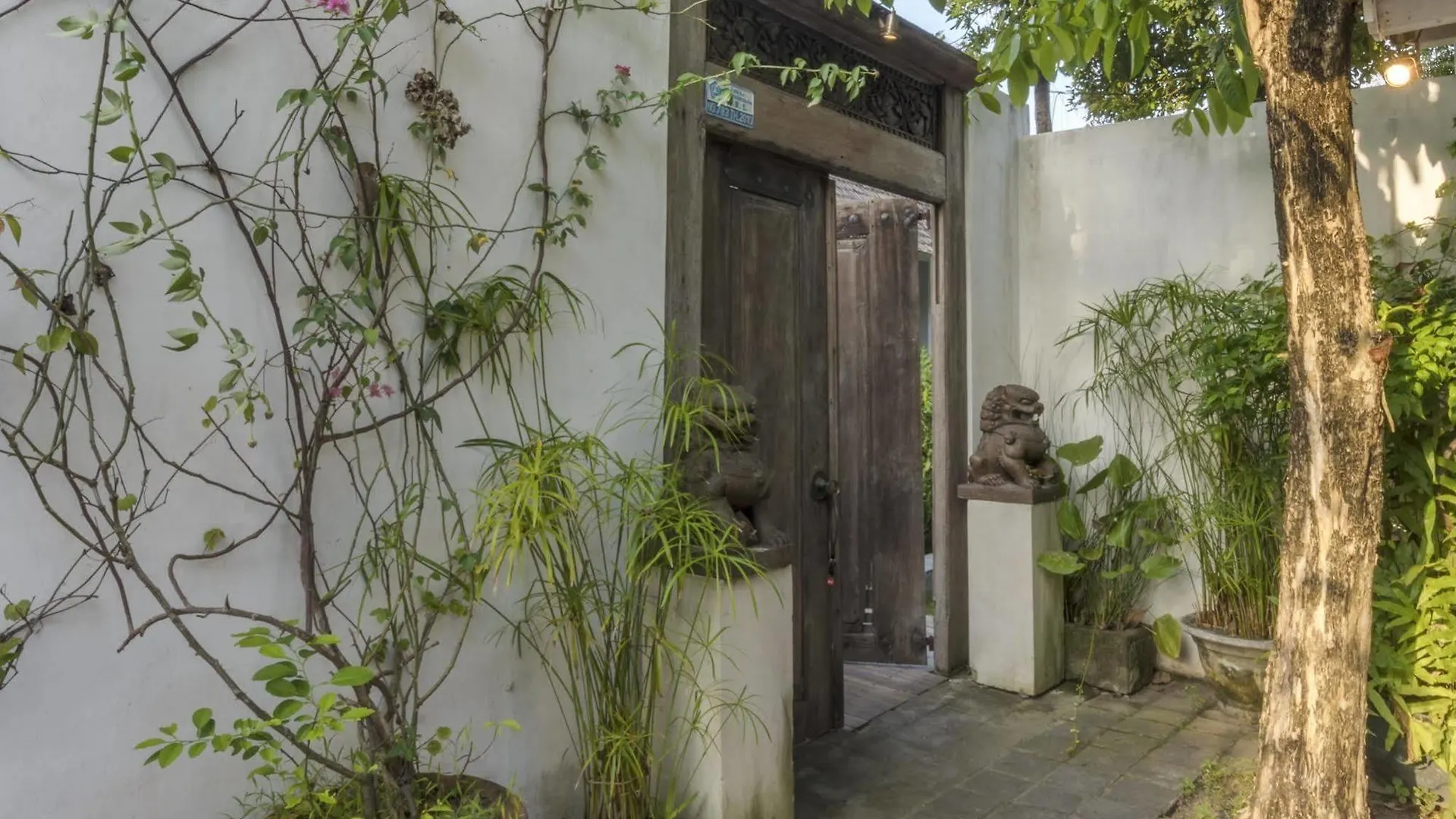 Villa Liola By Exotiq Villa Holidays Seminyak  Indonesia